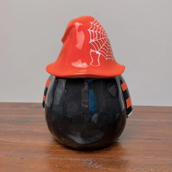 RAE Dunn “Candy Inspector” Gnome Holiday Decor - Picture 5 of 8